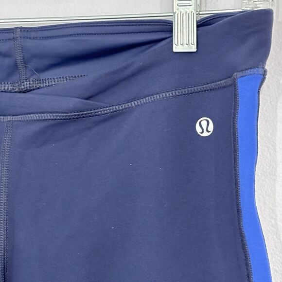 Lululemon Run Pace Crop Capris Workout Leggings 2012-2014 Blue Side Stripe 10 - Picture 5 of 15